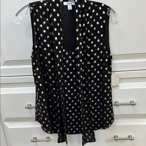 Bar III Black and Gold Sleeveless Top